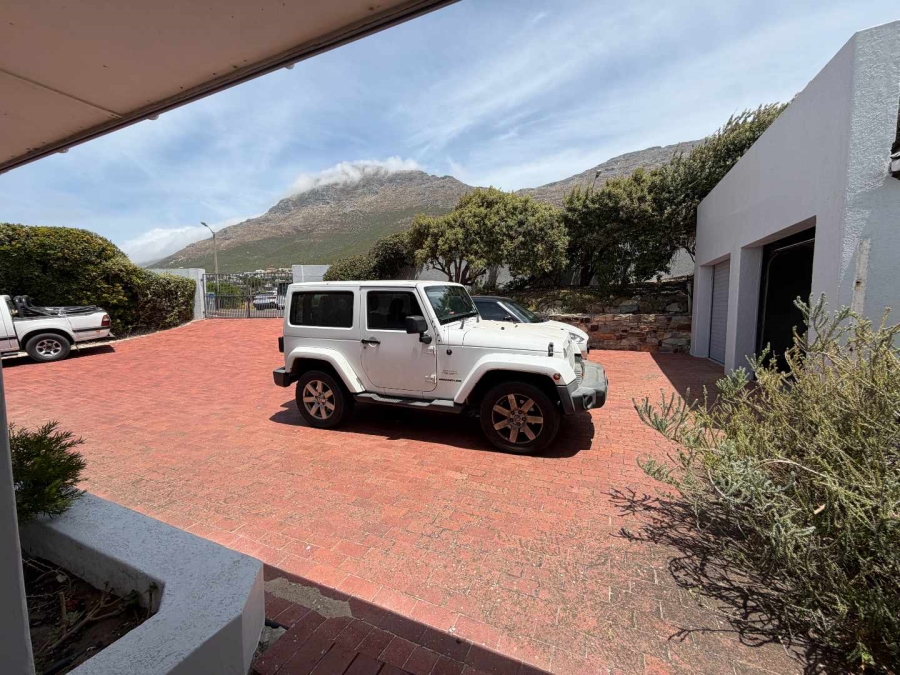 To Let 3 Bedroom Property for Rent in Welcome Glen Western Cape